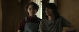 Pogromcy duchów. Dziedzictwo: Phoebe (Mckenna Grace) i Trevor (Finn Wolfhard).
