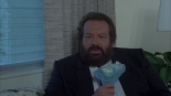 Supergliny z Miami: Steve Forest (Bud Spencer). Grożna mina, to znaczy typowa jak na niego.