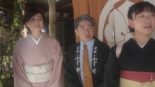 Nad rzeką bez końca: Kimi (Manami Honjô), Kohachi i Mikoto (Fujitani Riko).